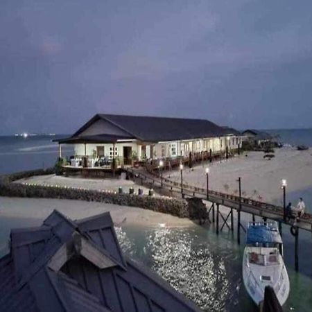 Santiri Island Resort Semporna Kültér fotó