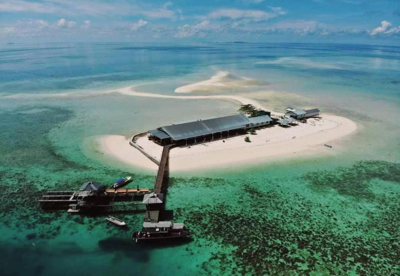 Santiri Island Resort Semporna Kültér fotó