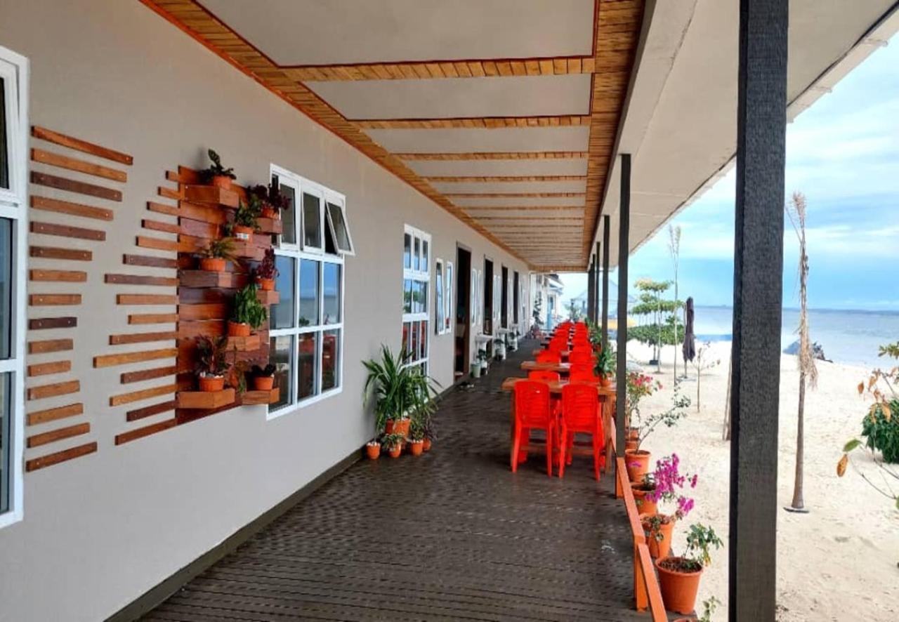 Santiri Island Resort Semporna Kültér fotó