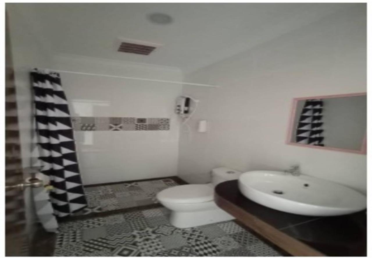 Santiri Island Resort Semporna Kültér fotó